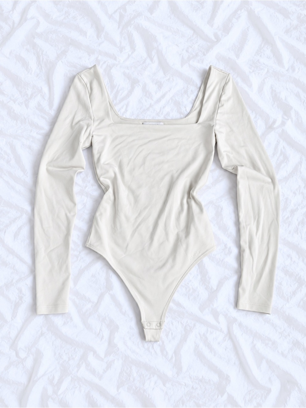 Aritzia Long Sleeve Square Neck Bodysuit in Cream